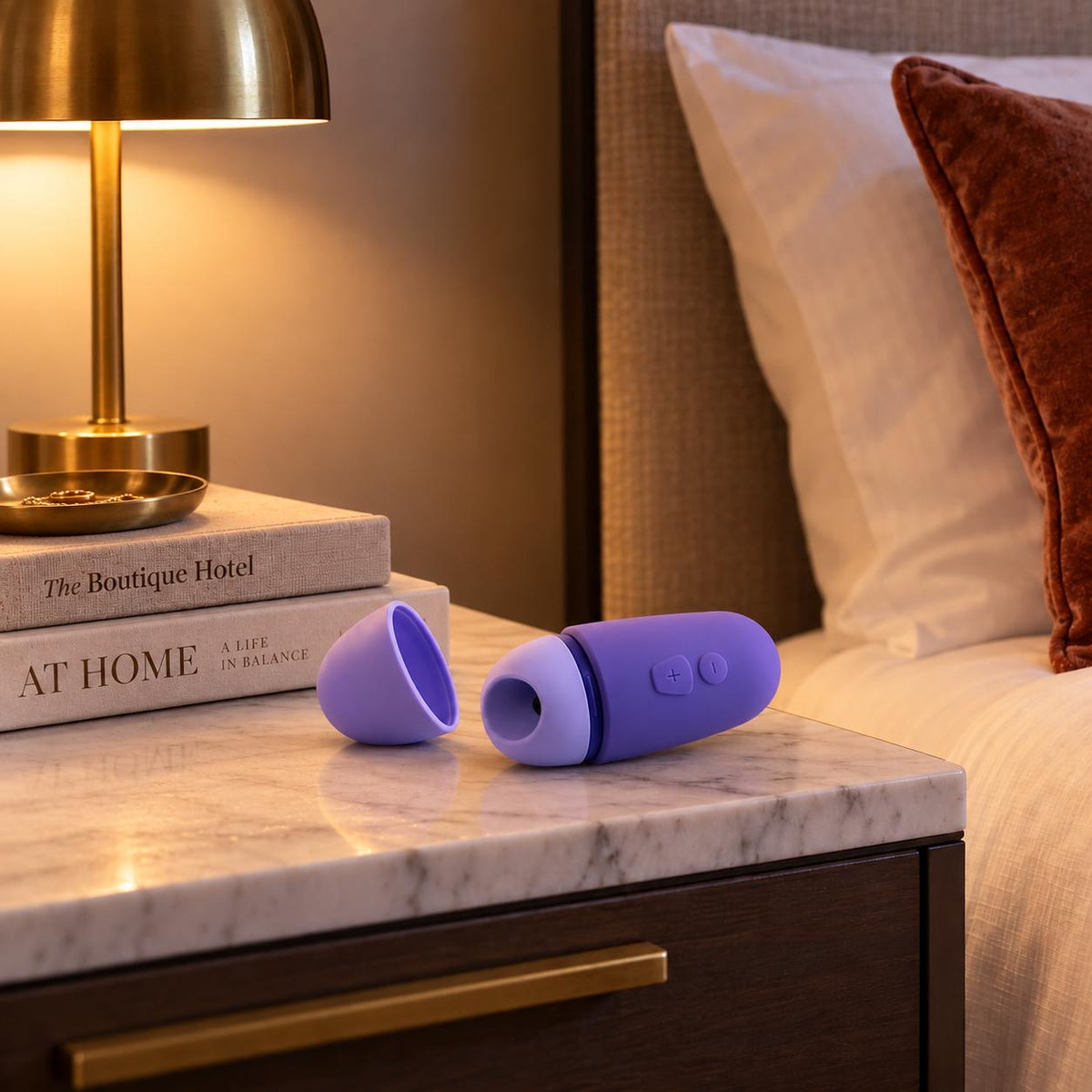 EASY LOVER air pulse vibrator – adult guest amenity for hotels by TITBITS